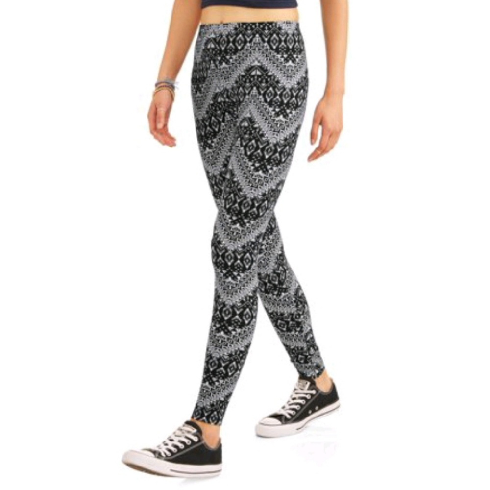 Black/White Printed Leggings